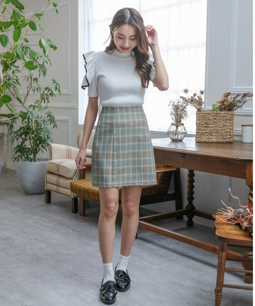 clear（クリア）の「オープンショルダーフリルニットトップス（ニット/セーター・レディース・ブラック/オフホワイト/ラベンダー・F）」の17枚目の写真