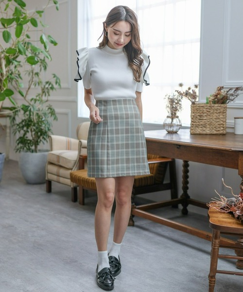 clear（クリア）の「オープンショルダーフリルニットトップス（ニット/セーター・レディース・ブラック/オフホワイト/ラベンダー・F）」の18枚目の写真