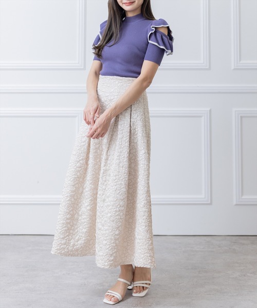 clear（クリア）の「オープンショルダーフリルニットトップス（ニット/セーター・レディース・ブラック/オフホワイト/ラベンダー・F）」の11枚目の写真