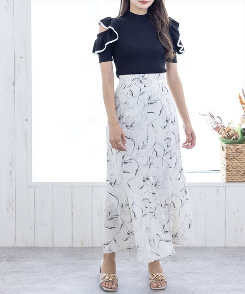 clear（クリア）の「オープンショルダーフリルニットトップス（ニット/セーター・レディース・ブラック/オフホワイト/ラベンダー・F）」の15枚目の写真