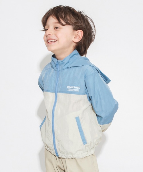 BRANSHES(ブランシェス)の「【撥水加工・フード収納可】ウインドブレーカー(ナイロンジャケット・キッズ・ベージュ/キャメル・90cm/100cm/110cm/120cm/130cm/140cm/150cm)」の4枚目の写真
