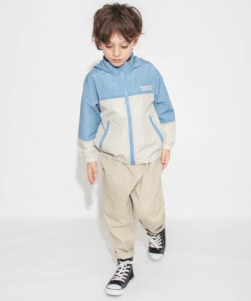 BRANSHES(ブランシェス)の「【撥水加工・フード収納可】ウインドブレーカー(ナイロンジャケット・キッズ・ベージュ/キャメル・90cm/100cm/110cm/120cm/130cm/140cm/150cm)」の5枚目の写真