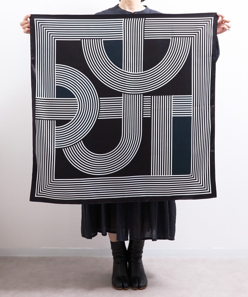SHIZUTA（シズタ）の「SZT:90cm×90cm 超大判スカーフ（バンダナ