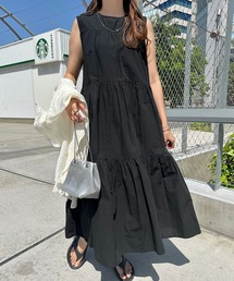 ノースリーブティアードワンピース