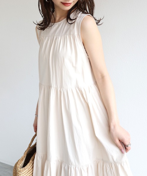 ノースリーブティーアードワンピース