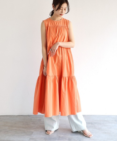 ノースリーブティーアードワンピース