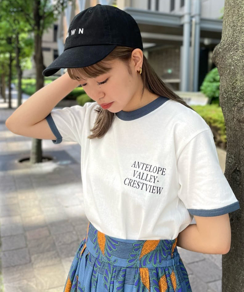 journal standard L'essage(ジャーナルスタンダードレサージュ)の「プリントトリムTシャツ(Tシャツ/カットソー・レディース・ブラック/ブルー・FREE)」の12枚目の写真