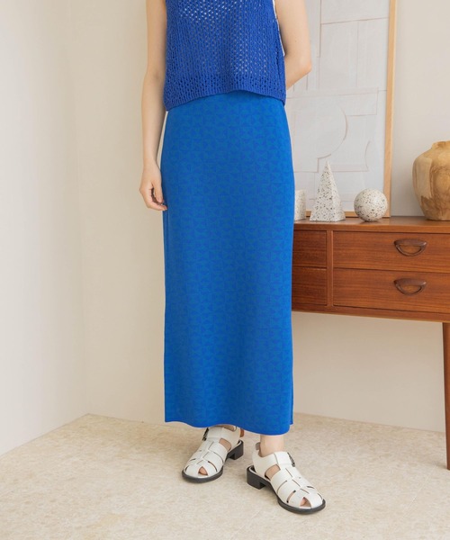 LOWRYS FARM（ローリーズファーム）の「ジオメトリック柄タイトスカート　282850（スカート・レディース・ブラック/ブラウン/ブルー・FREE）」の10枚目の写真