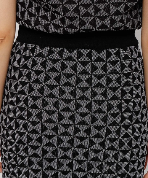 LOWRYS FARM（ローリーズファーム）の「ジオメトリック柄タイトスカート　282850（スカート・レディース・ブラック/ブラウン/ブルー・FREE）」の15枚目の写真