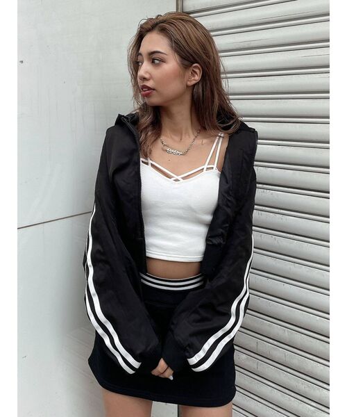 GYDA（ジェイダ）の「バインダービスチェ（キャミソール・レディース・オフホワイト/ブラック・FREE）」の3枚目の写真