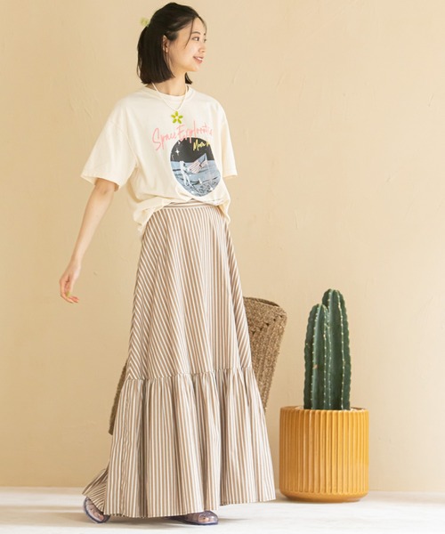 U by SPICK&SPAN(ユーバイスピックアンドスパン)の「ボリュームティアードストライプスカート(スカート・レディース・ベージュ/ブラウン・38/36)」の17枚目の写真