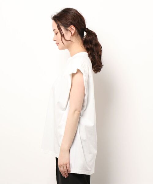 EUCLAID(エウクレイド)の「ノースリーブ裾フレアカットソー(Tシャツ/カットソー・レディース・ベージュ/ブラック/オフホワイト・FREE)」の17枚目の写真