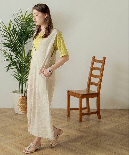 ANGIE（アンジー）の「リネンタッチVネックワンピース（ワンピース・レディース・ブラック/アイボリー・FREE）」の12枚目の写真