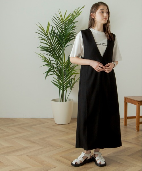 ANGIE（アンジー）の「リネンタッチVネックワンピース（ワンピース・レディース・ブラック/アイボリー・FREE）」の16枚目の写真