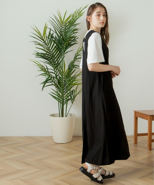 ANGIE（アンジー）の「リネンタッチVネックワンピース（ワンピース・レディース・ブラック/アイボリー・FREE）」の19枚目の写真