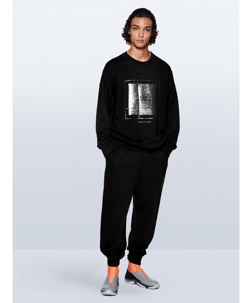 A-COLD-WALL*（アコールドウォール）の「FOIL GRID CREWNECK（スウェット・メンズ・ブラック・M/L/XL）」の5枚目の写真