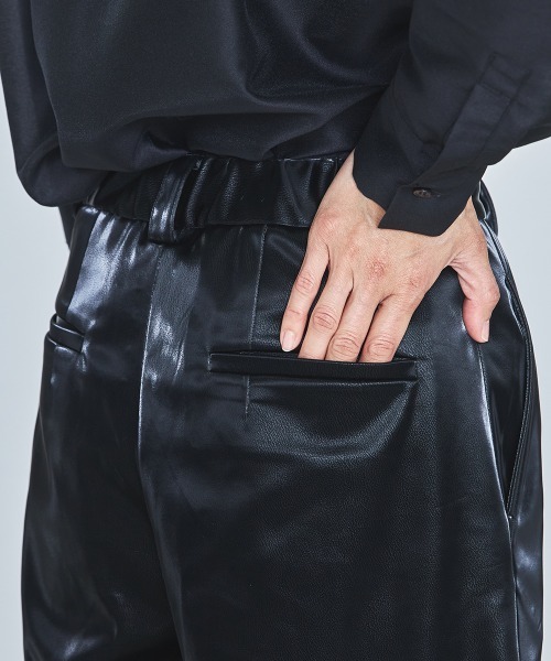 セール】フェイクシルケットレザーショートパンツ（その他パンツ