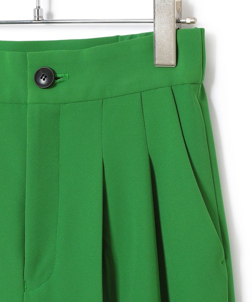 ADAM ET ROPE'（アダムエロペ）の「【サステナブル・WEB限定】ハイウエストスラックス（スラックス・レディース・ブラック/グリーン/キナリ・38/36）」の13枚目の写真