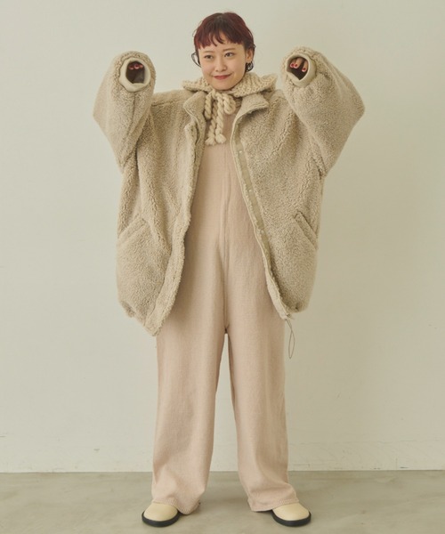 MERLOT(メルロー)の「ボアモンスターコート(ブルゾン・レディース・ライトグレー系/ブラック/オフホワイト・FREE)」の3枚目の写真