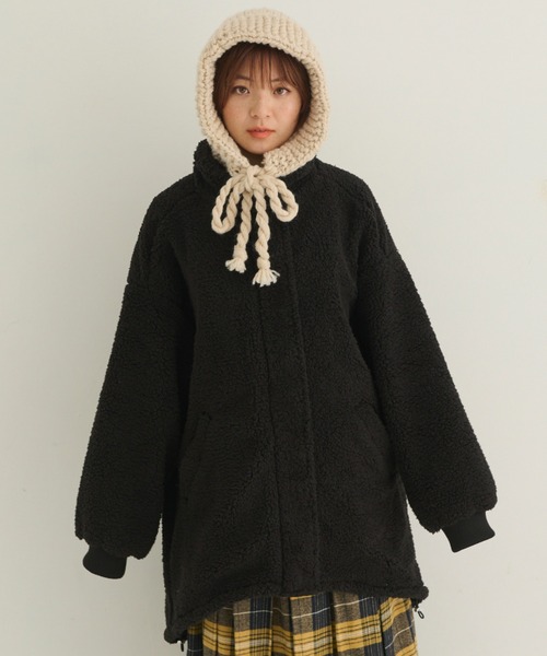 MERLOT(メルロー)の「ボアモンスターコート(ブルゾン・レディース・ライトグレー系/ブラック/オフホワイト・FREE)」の9枚目の写真