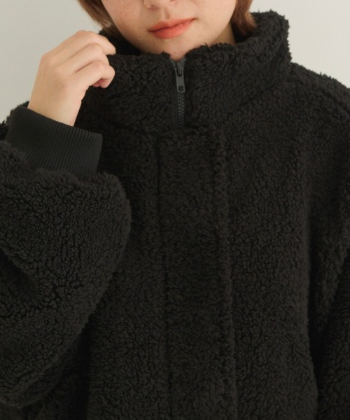 MERLOT(メルロー)の「ボアモンスターコート(ブルゾン・レディース・ライトグレー系/ブラック/オフホワイト・FREE)」の10枚目の写真