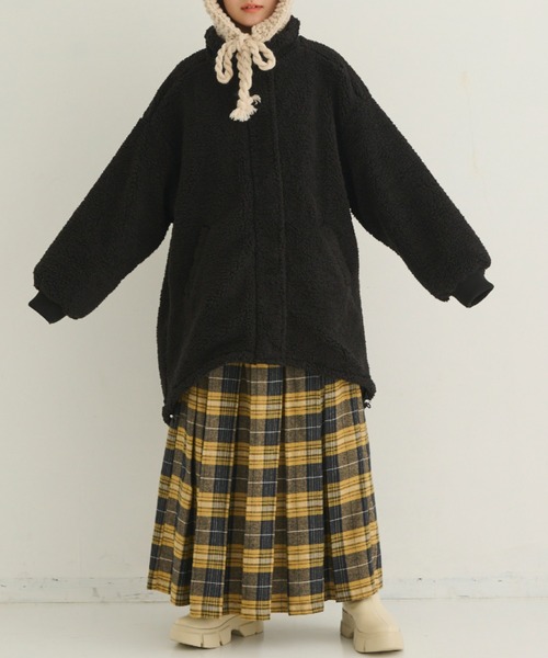 MERLOT(メルロー)の「ボアモンスターコート(ブルゾン・レディース・ライトグレー系/ブラック/オフホワイト・FREE)」の18枚目の写真