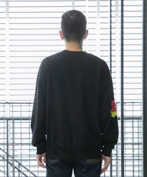 TOGA VIRILIS(トーガ ビリリース)の「Print sweat TOGA × FRUIT OF THE LOOM(スウェット・メンズ・ホワイト/ブラック・XL/L)」の7枚目の写真