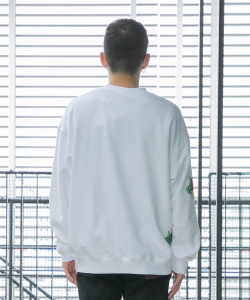 TOGA VIRILIS(トーガ ビリリース)の「Print sweat TOGA × FRUIT OF THE LOOM(スウェット・メンズ・ホワイト/ブラック・XL/L)」の14枚目の写真