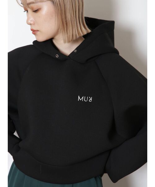 MURUA(ムルーア)の「ロゴショートパーカー(パーカー・レディース・ブラック/アイボリー/ネイビー・FREE)」の19枚目の写真