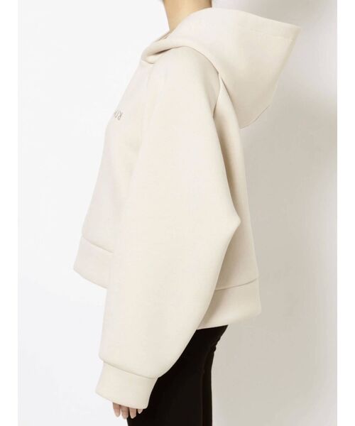 MURUA(ムルーア)の「ロゴショートパーカー(パーカー・レディース・ブラック/アイボリー/ネイビー・FREE)」の18枚目の写真