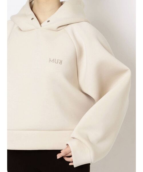 MURUA(ムルーア)の「ロゴショートパーカー(パーカー・レディース・ブラック/アイボリー/ネイビー・FREE)」の21枚目の写真