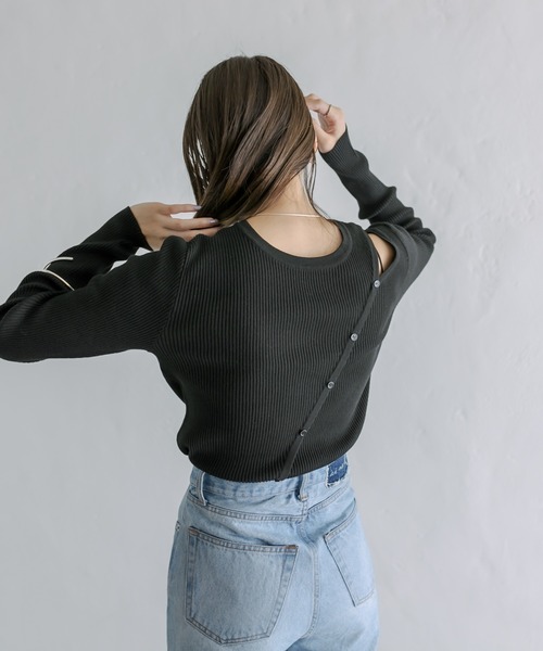 mystic（ミスティック）の「【カラバリ豊富】カットアウトスリムニット（ニット/セーター・レディース・アイボリー/ブラック/パープル/イエロー・FREE）」の8枚目の写真