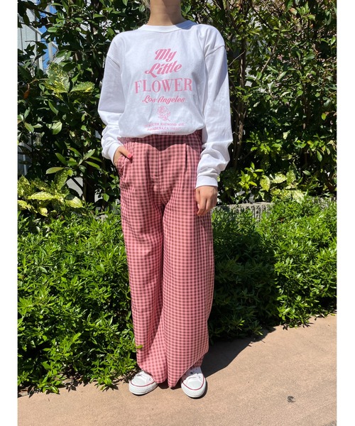 WC（ダブル シー）の「flower shop staff ロンT（Tシャツ/カットソー・レディース・ホワイト/ピンク/ブルー・FREE）」の4枚目の写真