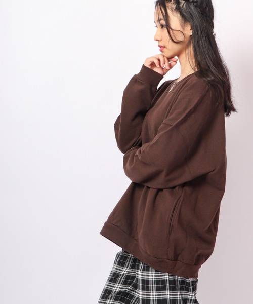 FUNALIVE(ファンアライブ)の「AMERICAN FUDGE チャーム付き微起毛裏毛プルオーバー(スウェット・レディース・ブラウン/ラベンダー/キナリ/ブルー・FREE)」の10枚目の写真