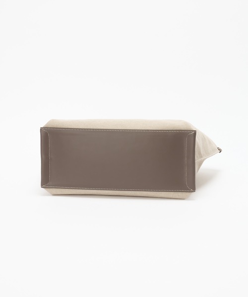 IACUCCI（イアクッチ）の「ソルベット M CANVAS/RUGA（トートバッグ・レディース・ダークブラウン/ブラック/グレイッシュベージュ・FREE）」の13枚目の写真