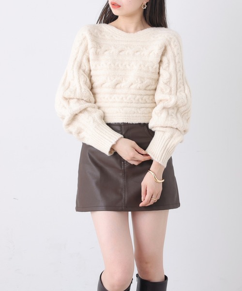 Chico（チコ）の「【WEB限定】2wayドルマンバッククロスケーブルニット（ニット/セーター・レディース・ブラック/グリーン/アイボリー/グレー・FREE）」の12枚目の写真