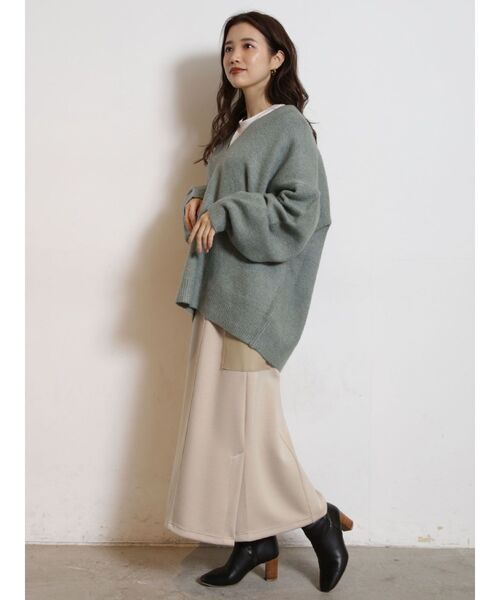 COTORICA（コトリカ）の「ボリュームスリーブキーネックニット（ニット/セーター・レディース・ベージュ/オフホワイト/グリーン・FREE）」の16枚目の写真