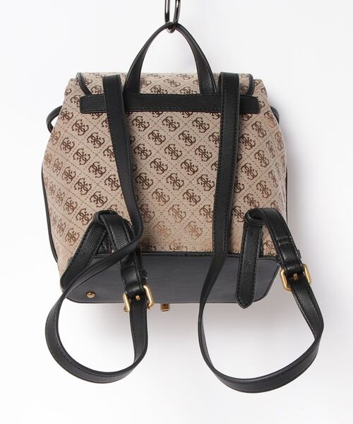Guess（ゲス）の「AVIANA Backpack（バックパック/リュック・レディース・ブラック/ホワイト/ベージュ/グリーン・ONE SIZE）」の7枚目の写真