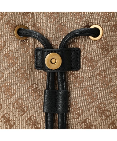 Guess（ゲス）の「AVIANA Backpack（バックパック/リュック・レディース・ブラック/ホワイト/ベージュ/グリーン・ONE SIZE）」の13枚目の写真
