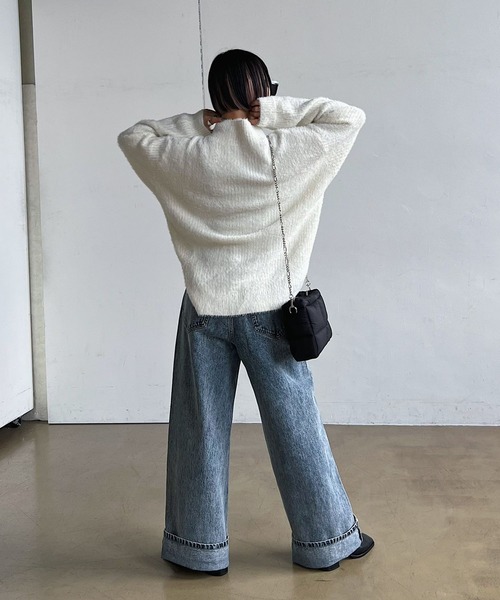 PAGEBOY(ページボーイ)の「WEB限定アイテム / フェザーヤーンニットプルオーバー(ニット/セーター・レディース・ブラック/イエロー/オフホワイト/ブルーグリーン・FREE)」の10枚目の写真