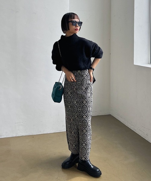 PAGEBOY(ページボーイ)の「WEB限定アイテム / フェザーヤーンニットプルオーバー(ニット/セーター・レディース・ブラック/イエロー/オフホワイト/ブルーグリーン・FREE)」の15枚目の写真