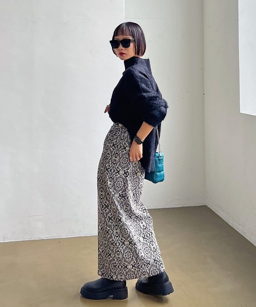 PAGEBOY(ページボーイ)の「WEB限定アイテム / フェザーヤーンニットプルオーバー(ニット/セーター・レディース・ブラック/イエロー/オフホワイト/ブルーグリーン・FREE)」の16枚目の写真