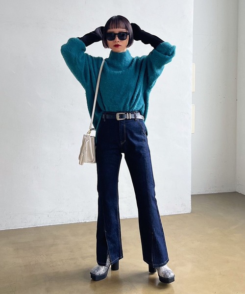 PAGEBOY(ページボーイ)の「WEB限定アイテム / フェザーヤーンニットプルオーバー(ニット/セーター・レディース・ブラック/イエロー/オフホワイト/ブルーグリーン・FREE)」の21枚目の写真