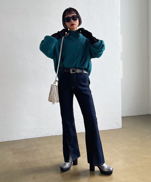 PAGEBOY(ページボーイ)の「WEB限定アイテム / フェザーヤーンニットプルオーバー(ニット/セーター・レディース・ブラック/イエロー/オフホワイト/ブルーグリーン・FREE)」の22枚目の写真