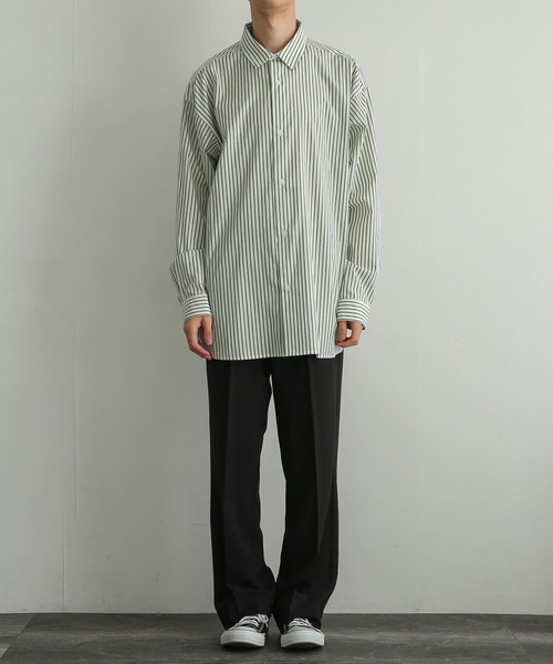 SENSE OF PLACE by URBAN RESEARCH（センスオブプレイスバイアーバンリサーチ）の「『イージーケア』ストライプルーズシャツ（シャツ/ブラウス・メンズ・ホワイト/ブルー/ライトカーキ/ベージュ/チャコールグレー・MEDIUM/LARGE）」の16枚目の写真