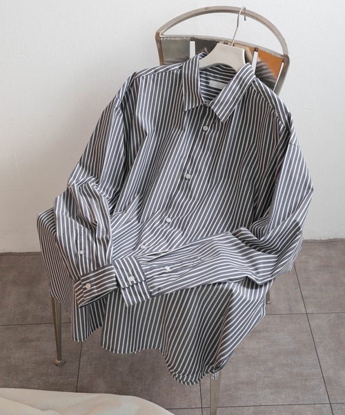 SENSE OF PLACE by URBAN RESEARCH（センスオブプレイスバイアーバンリサーチ）の「『イージーケア』ストライプルーズシャツ（シャツ/ブラウス・メンズ・ホワイト/ブルー/ライトカーキ/ベージュ/チャコールグレー・MEDIUM/LARGE）」の2枚目の写真