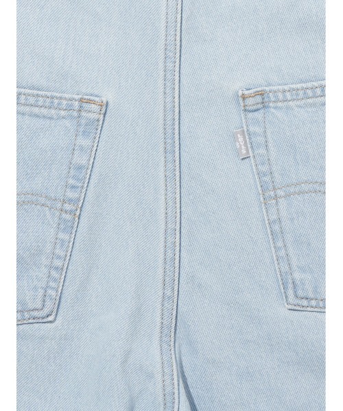 Levi's(リーバイス)の「Levi's/リーバイス SILVERTAB(TM) ショートオール ライトインディゴ STONEWASH(サロペット/オーバーオール・レディース・ライトインディゴブルー・M/XS/S)」の13枚目の写真