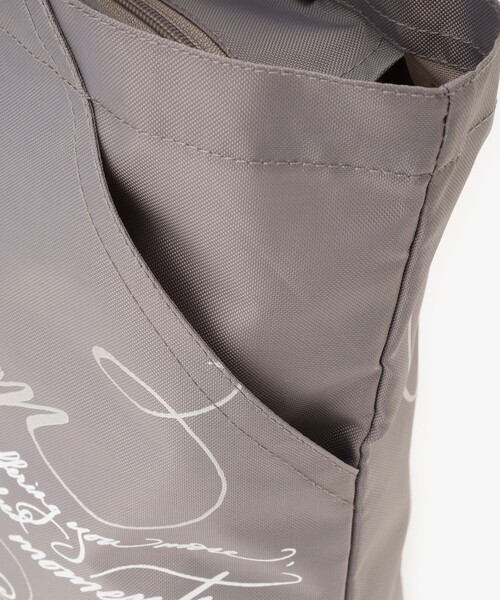 Afternoon Tea（アフタヌーンティー）の「スリットポケット付きロゴバッグS/ヴェロニカ・ハリム（エコバッグ/サブバッグ・レディース・ピンク/グレー・ONE SIZE）」の15枚目の写真