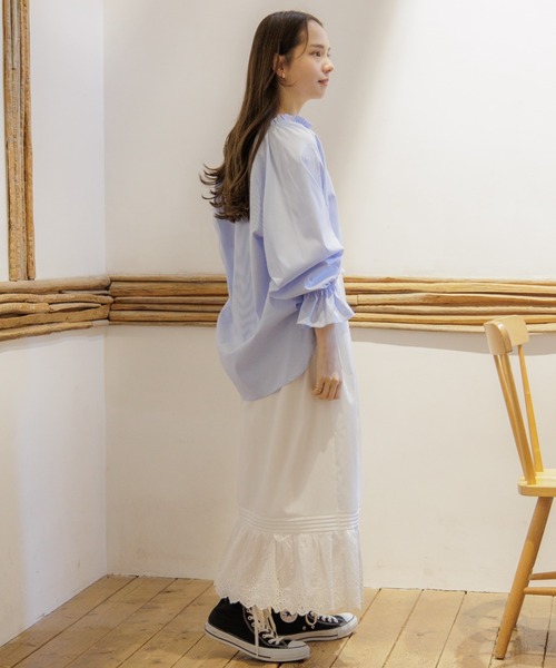 flower(フラワー)の「リラックスフリルシャツ(シャツ/ブラウス・レディース・ホワイト/ブルー・FREE)」の19枚目の写真