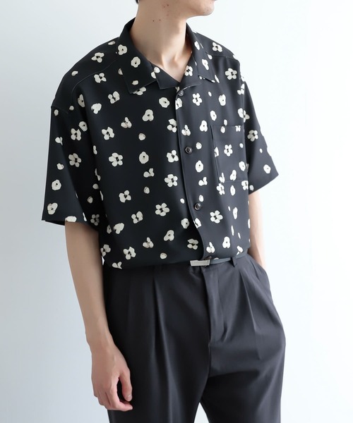 SENSE OF PLACE by URBAN RESEARCH（センスオブプレイスバイアーバンリサーチ）の「『イージーケア』ボタニカルオープンカラールーズシャツ（シャツ/ブラウス・メンズ・ブルー/ライトベージュ/グリーン/チャコールグレー・SMALL/MEDIUM/LARGE）」の8枚目の写真